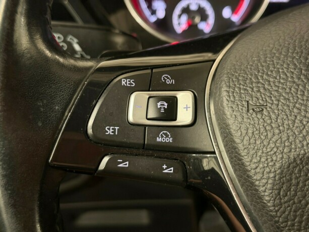 volkswagen-touran-diesel-2018-big-18