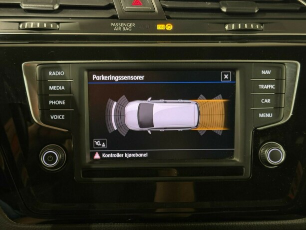 volkswagen-touran-diesel-2018-big-21