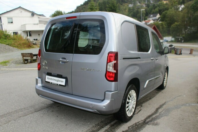 toyota-proace-city-diesel-2021-big-3