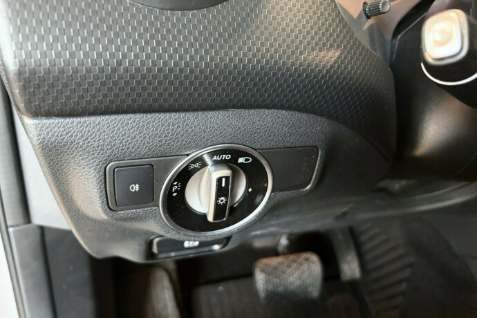 mercedes-benz-a180-d-diesel-2014-big-25