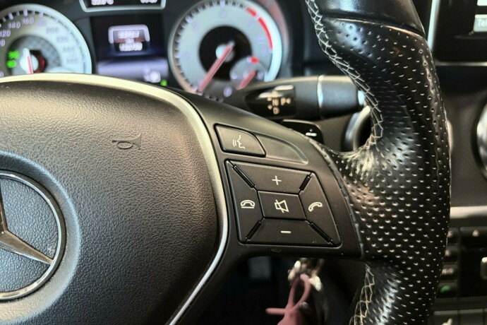 mercedes-benz-a180-d-diesel-2014-big-23