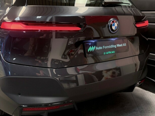 bmw-ix-elektrisitet-2022-big-6