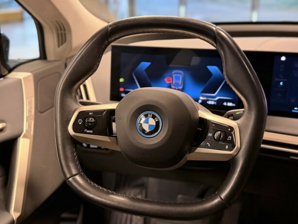 bmw-ix-elektrisitet-2022-big-23