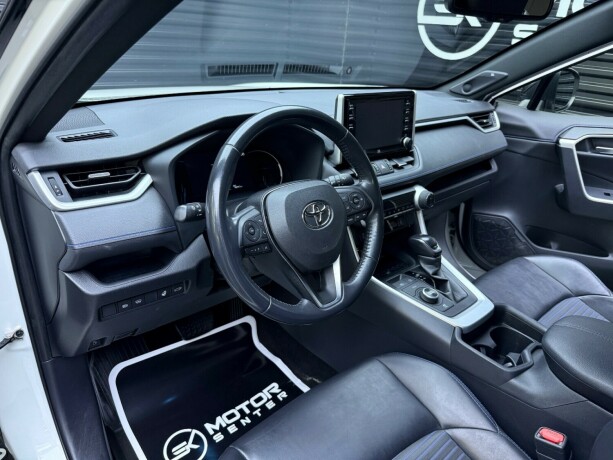 toyota-rav4-elektrisitetbensin-2019-big-10