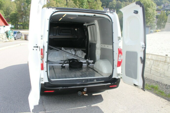 maxus-e-deliver-3-elektrisitet-2021-big-4