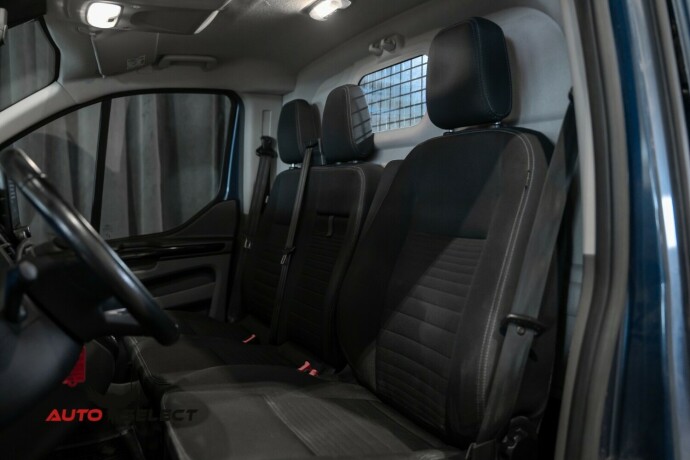 ford-transit-custom-elektrisitetbensin-2021-big-23