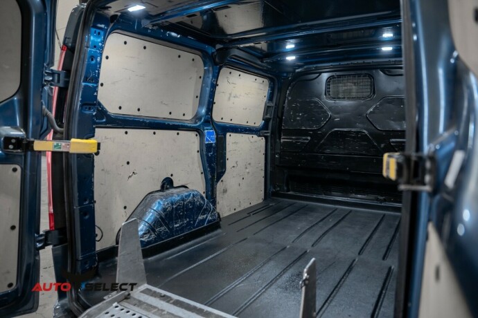 ford-transit-custom-elektrisitetbensin-2021-big-13