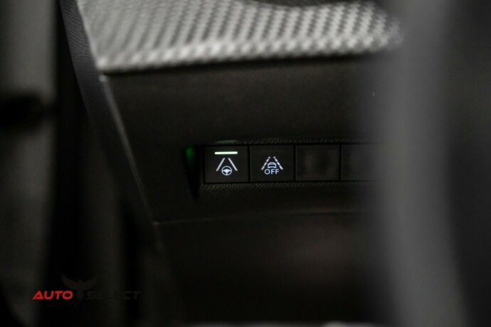 peugeot-e-2008-elektrisitet-2022-big-27