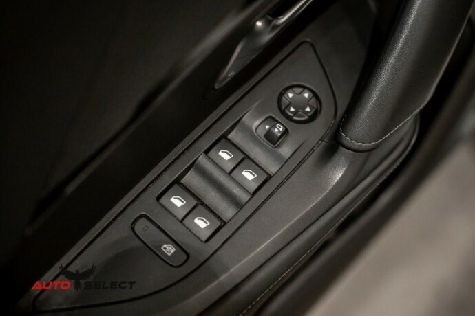 peugeot-e-2008-elektrisitet-2022-big-20