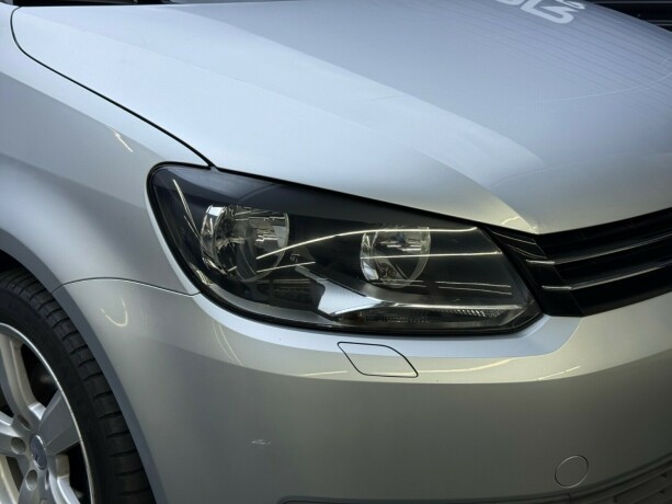 volkswagen-touran-diesel-2012-big-3