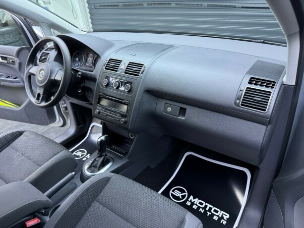 volkswagen-touran-diesel-2012-big-10