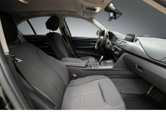 bmw-330e-elektrisitetbensin-2016-big-22