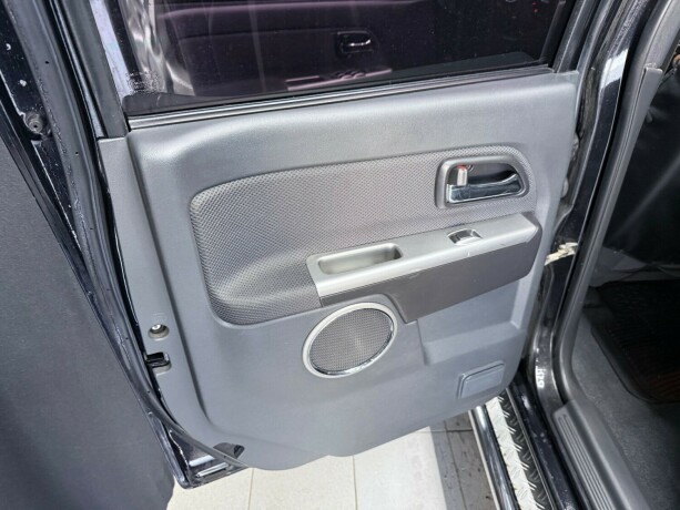 isuzu-d-max-diesel-2011-big-22
