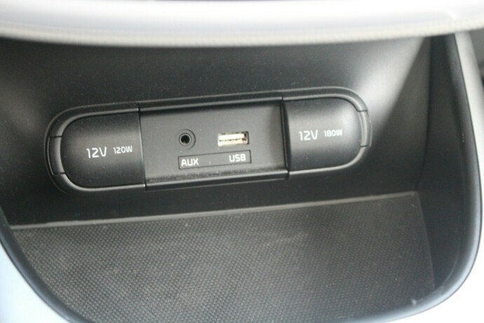 kia-soul-elektrisitet-2017-big-14