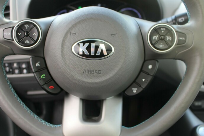 kia-soul-elektrisitet-2017-big-10
