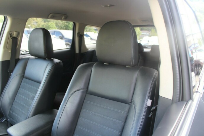 mitsubishi-outlander-elektrisitetbensin-2016-big-7
