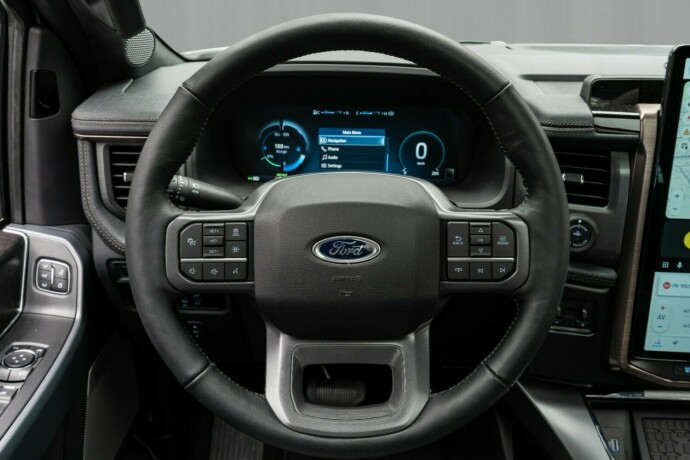 ford-f-150-elektrisitet-2023-big-14