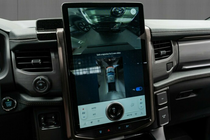 ford-f-150-elektrisitet-2023-big-28