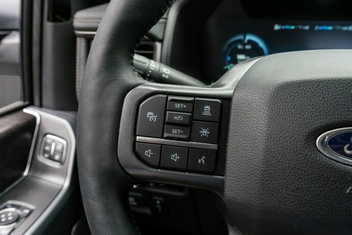 ford-f-150-elektrisitet-2023-big-15