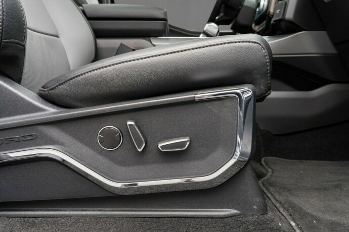 ford-f-150-elektrisitet-2023-big-46
