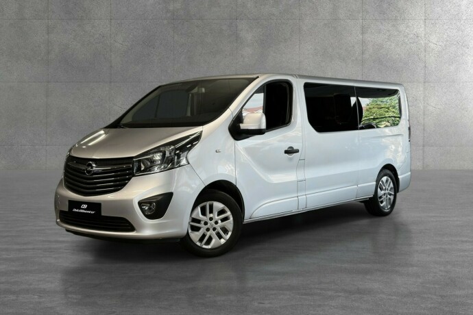 opel-vivaro-diesel-2015-big-1