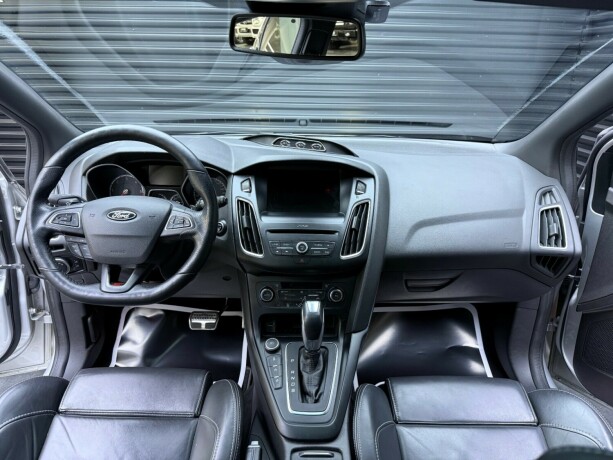ford-focus-diesel-2016-big-10