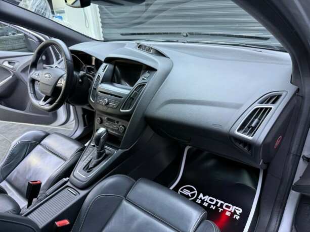 ford-focus-diesel-2016-big-12