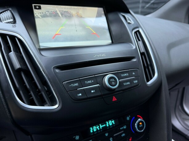 ford-focus-diesel-2016-big-24