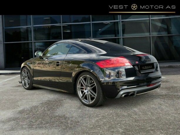 audi-tt-bensin-2008-big-4