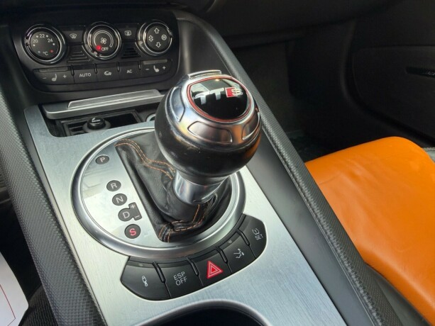 audi-tt-bensin-2008-big-25