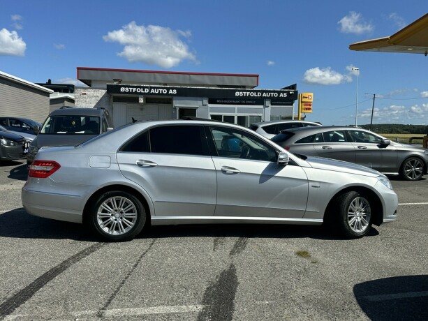 mercedes-benz-e200c-bensin-2012-big-1