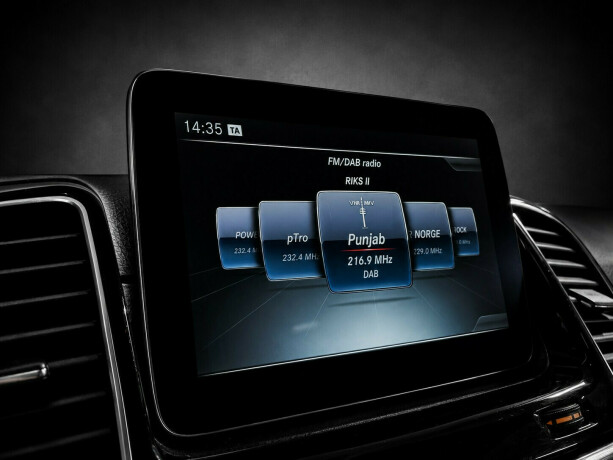 mercedes-benz-gle500-e-plug-in-petrol-2016-big-13