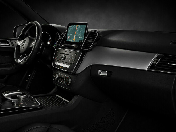 mercedes-benz-gle500-e-plug-in-petrol-2016-big-9