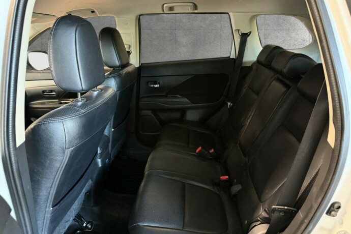 mitsubishi-outlander-diesel-2013-big-11