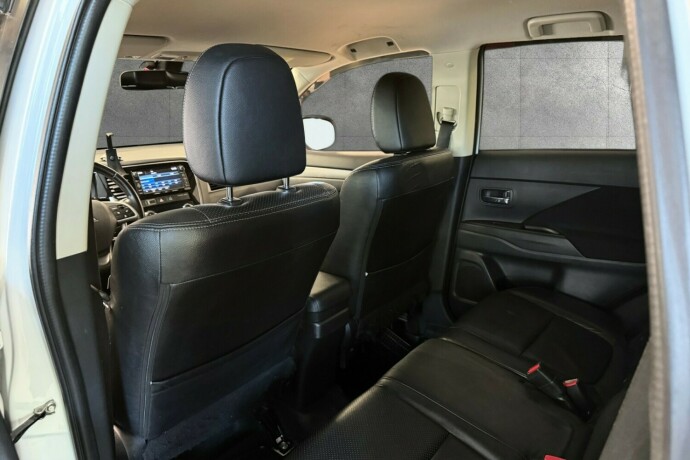 mitsubishi-outlander-diesel-2013-big-14