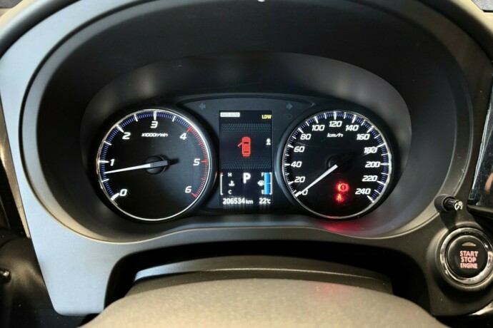 mitsubishi-outlander-diesel-2013-big-23