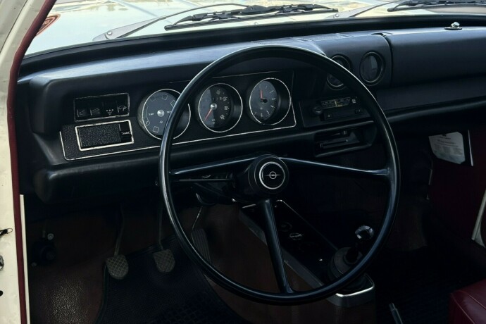 opel-kadett-bensin-1970-big-10