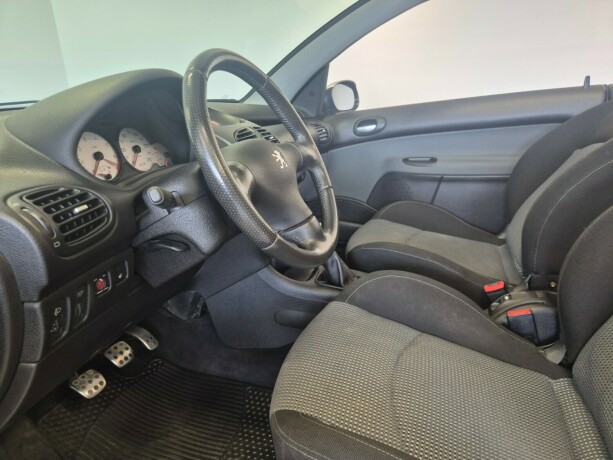 peugeot-206-cc-bensin-2002-big-9