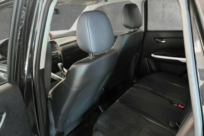 suzuki-vitara-bensin-2016-big-10