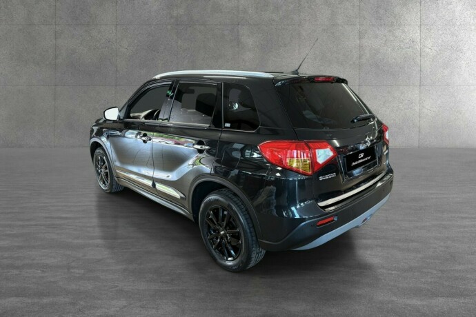suzuki-vitara-bensin-2016-big-3