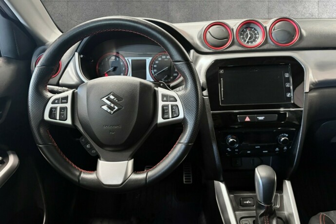 suzuki-vitara-bensin-2016-big-13