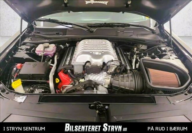 dodge-challenger-bensin-2018-big-4