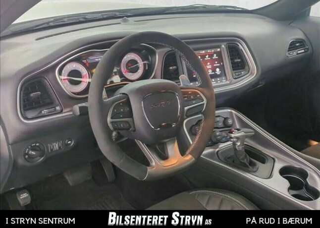 dodge-challenger-bensin-2018-big-3