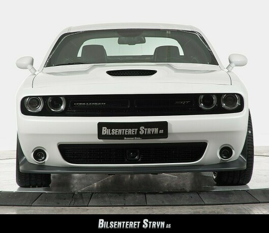 dodge-challenger-bensin-2016-big-2