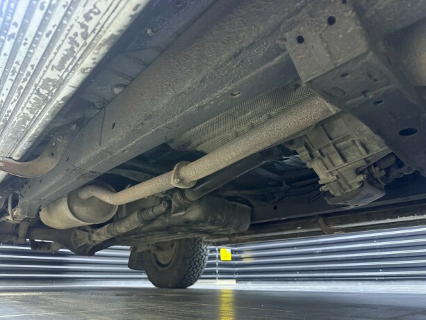 toyota-hilux-diesel-2010-big-10
