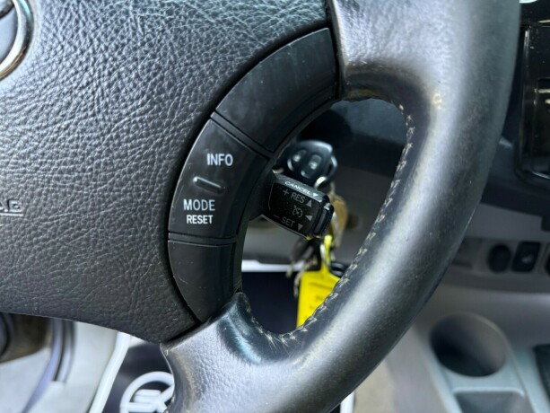 toyota-hilux-diesel-2010-big-16