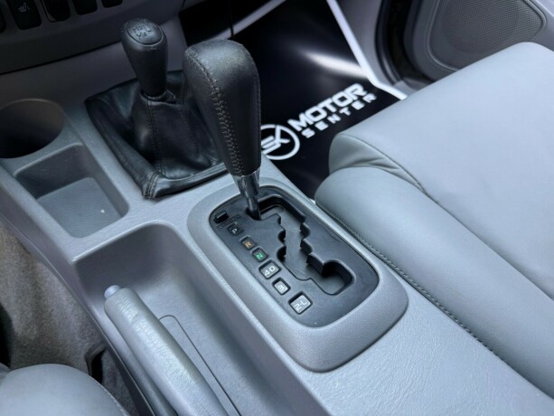 toyota-hilux-diesel-2010-big-22