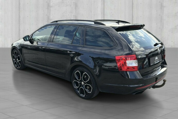 skoda-octavia-rs-bensin-2017-big-3