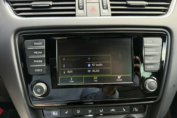 skoda-octavia-rs-bensin-2017-big-14