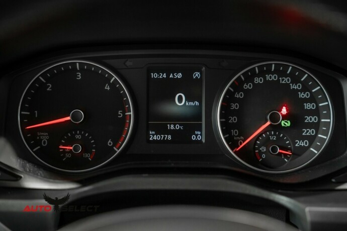 volkswagen-amarok-diesel-2020-big-29